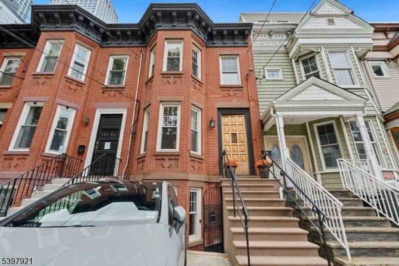 Jersey City, NJ 07306,65 Van Reipen Ave