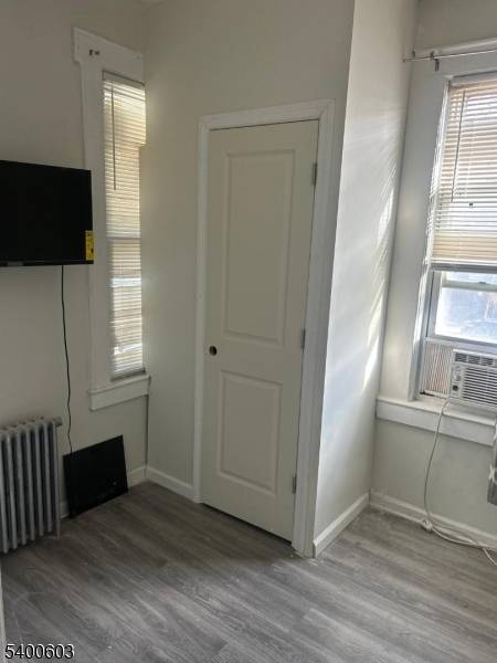 Newark City, NJ 07112,241 Osborne Ter