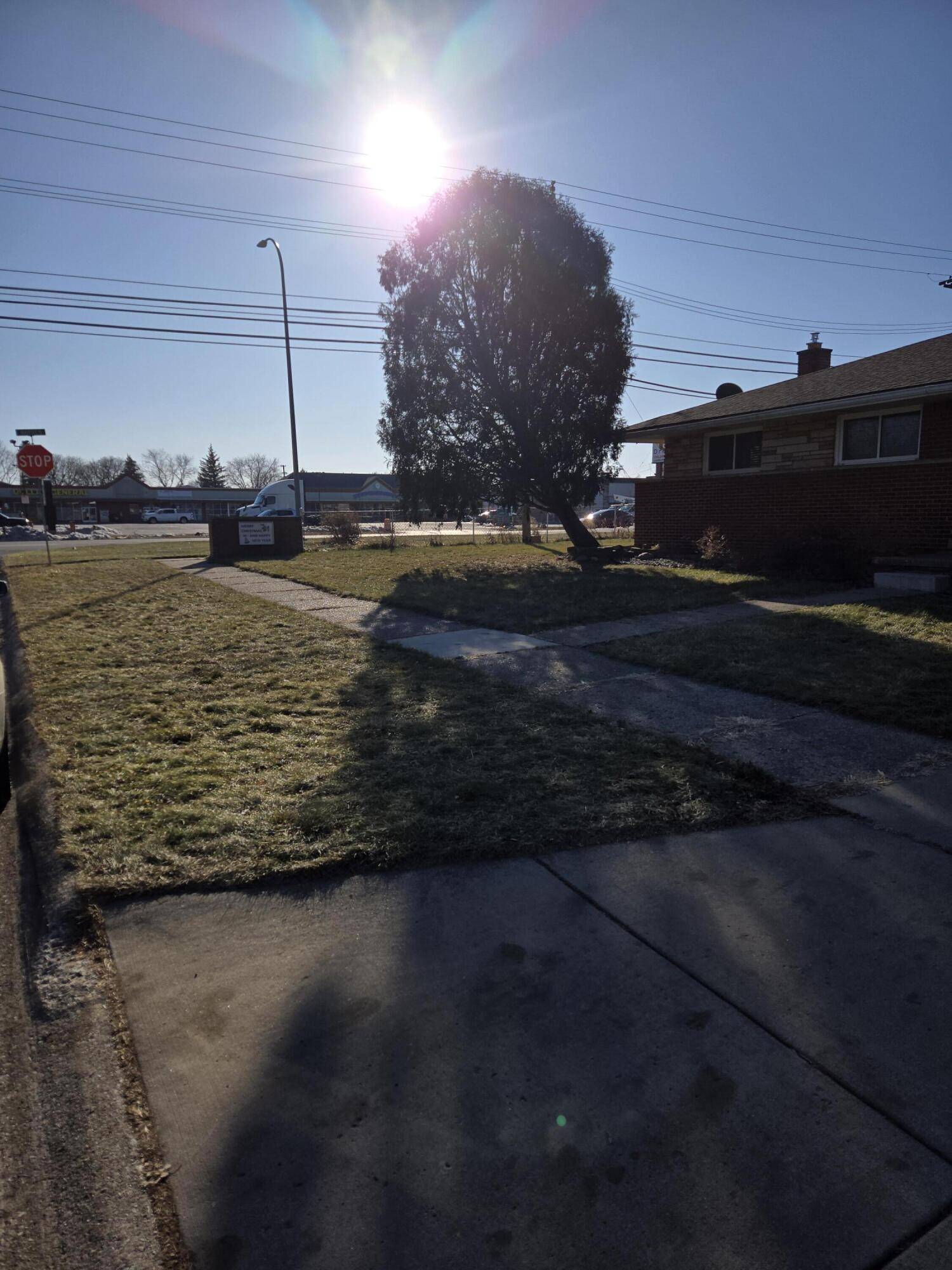 Dearborn Heights, MI 48127,27294 W Pleasant Ridge DR