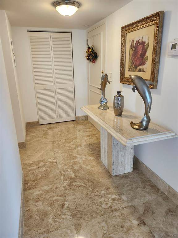 Pompano Beach, FL 33062,1370 S Ocean Blvd #905