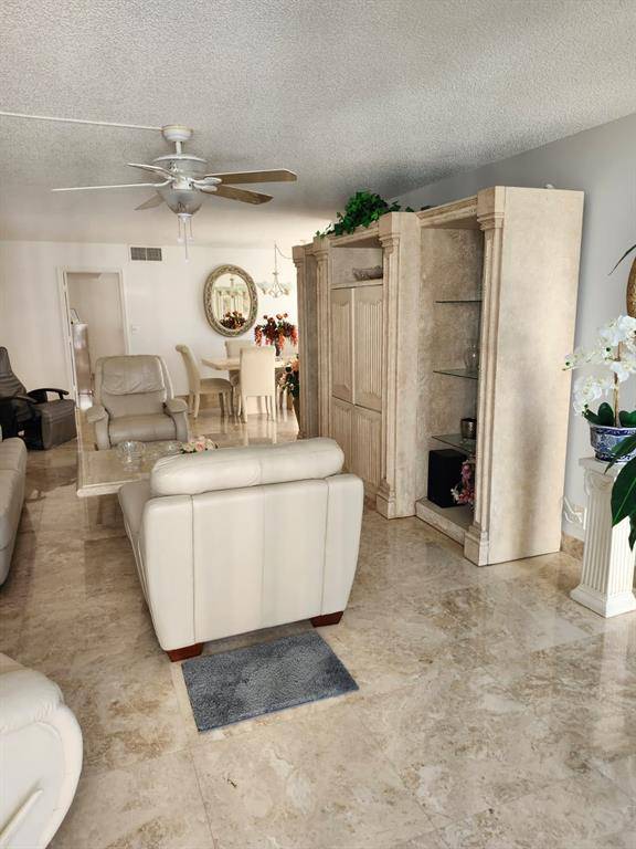 Pompano Beach, FL 33062,1370 S Ocean Blvd #905