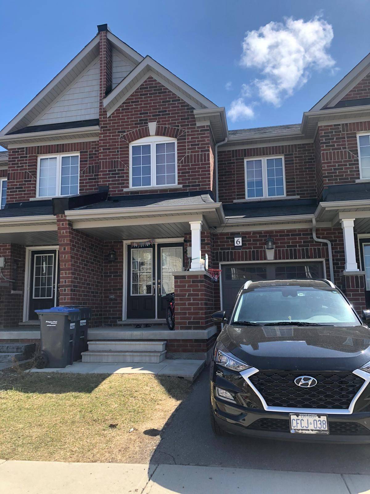 Brampton, ON L7A 4K9,6 Baffin CRES