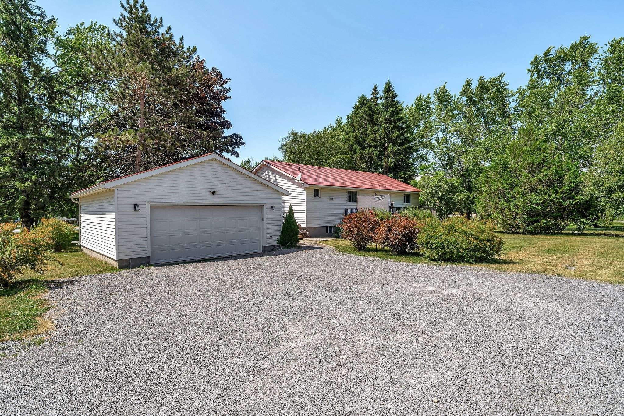 Prince Edward County, ON K0K 2T0,17 Kleinsteuber Park RD