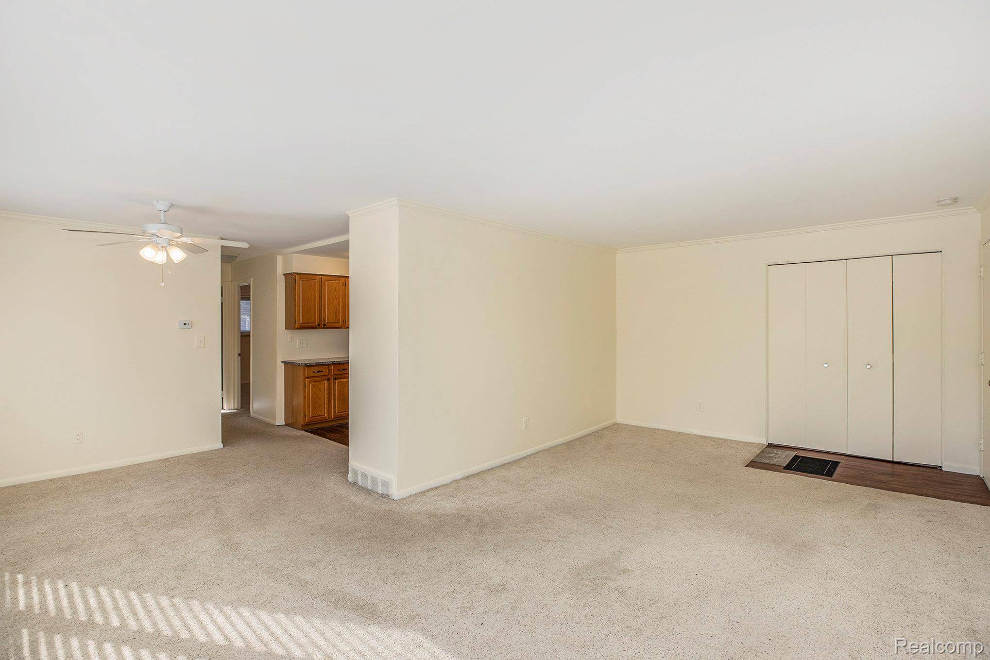 Birmingham, MI 48009,850 N ADAMS RD UNIT 1 RD