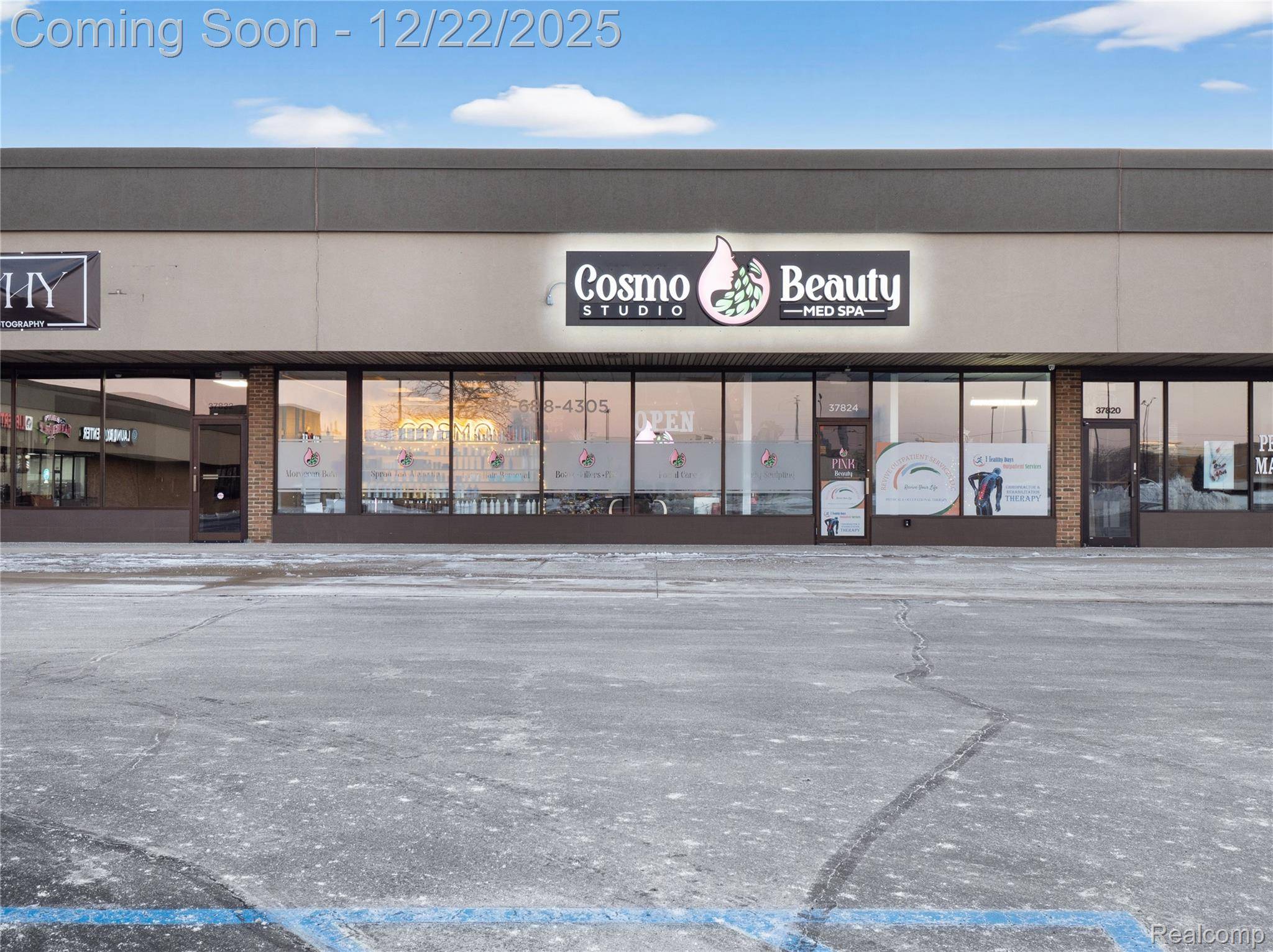 Sterling Heights, MI 48312,37824 Van Dyke Ave