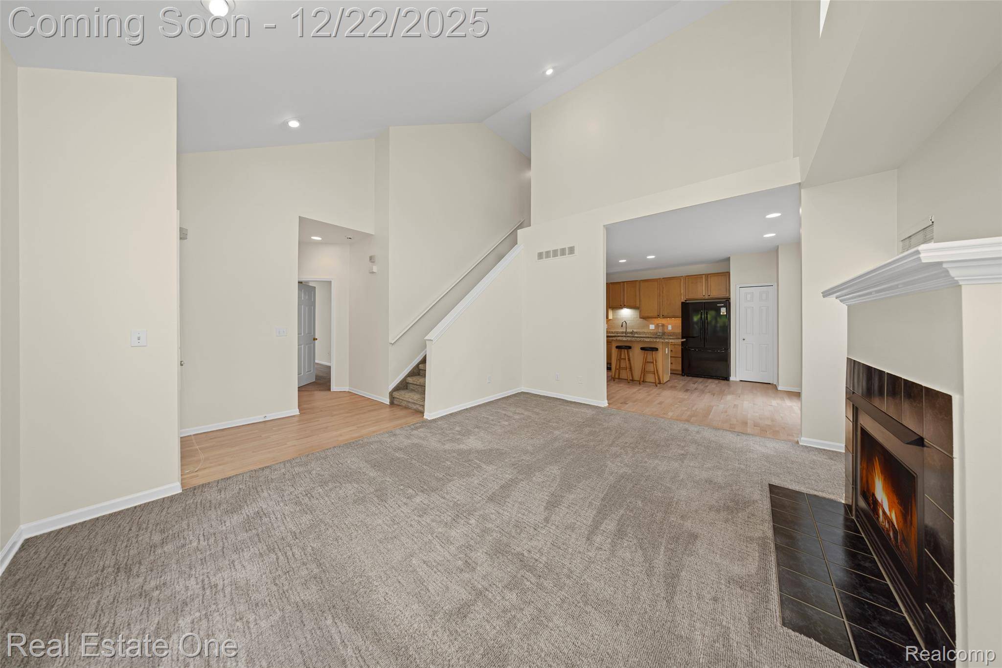 Farmington Hills, MI 48331,38282 Saratoga CIR