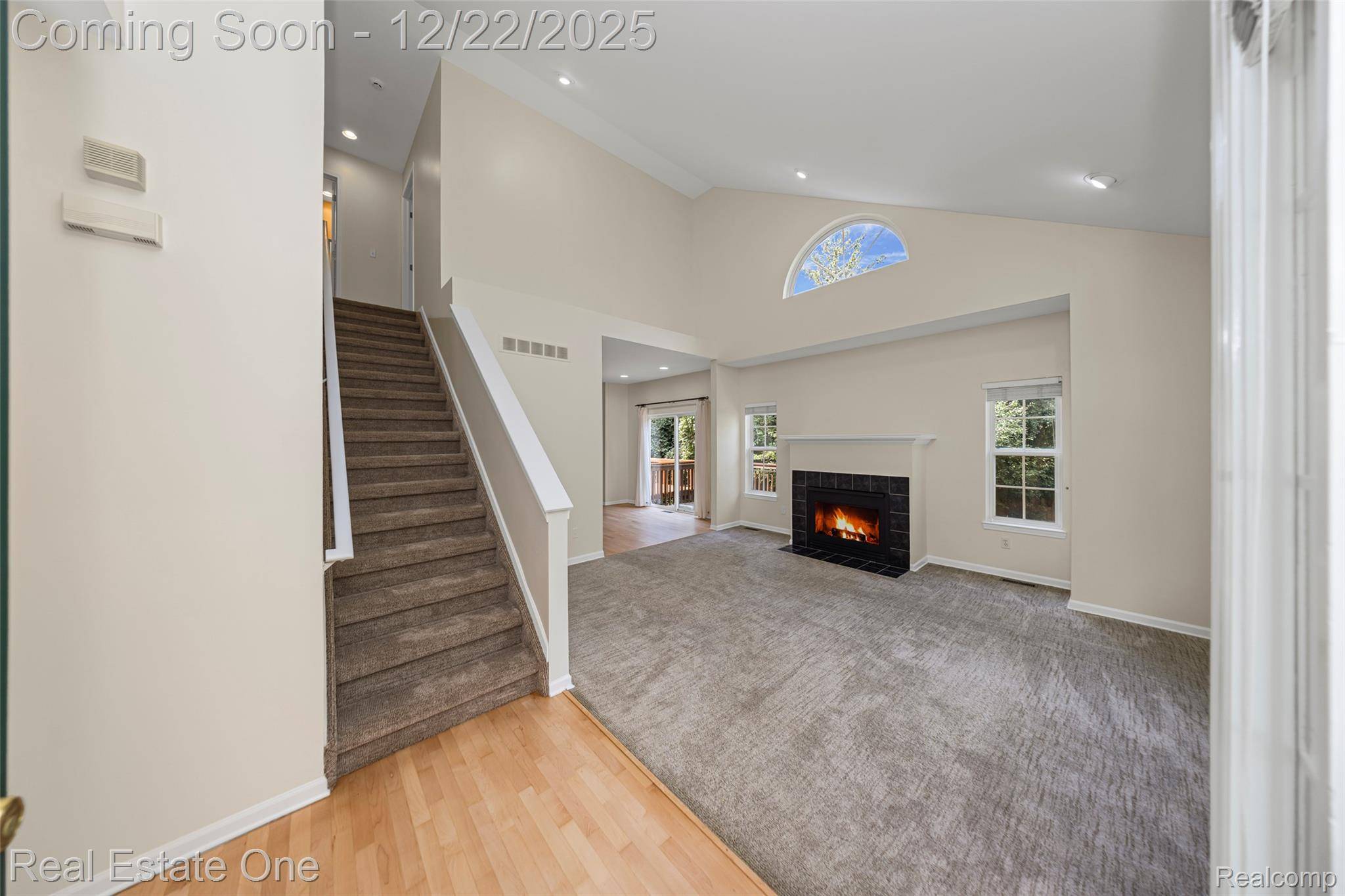 Farmington Hills, MI 48331,38282 Saratoga CIR