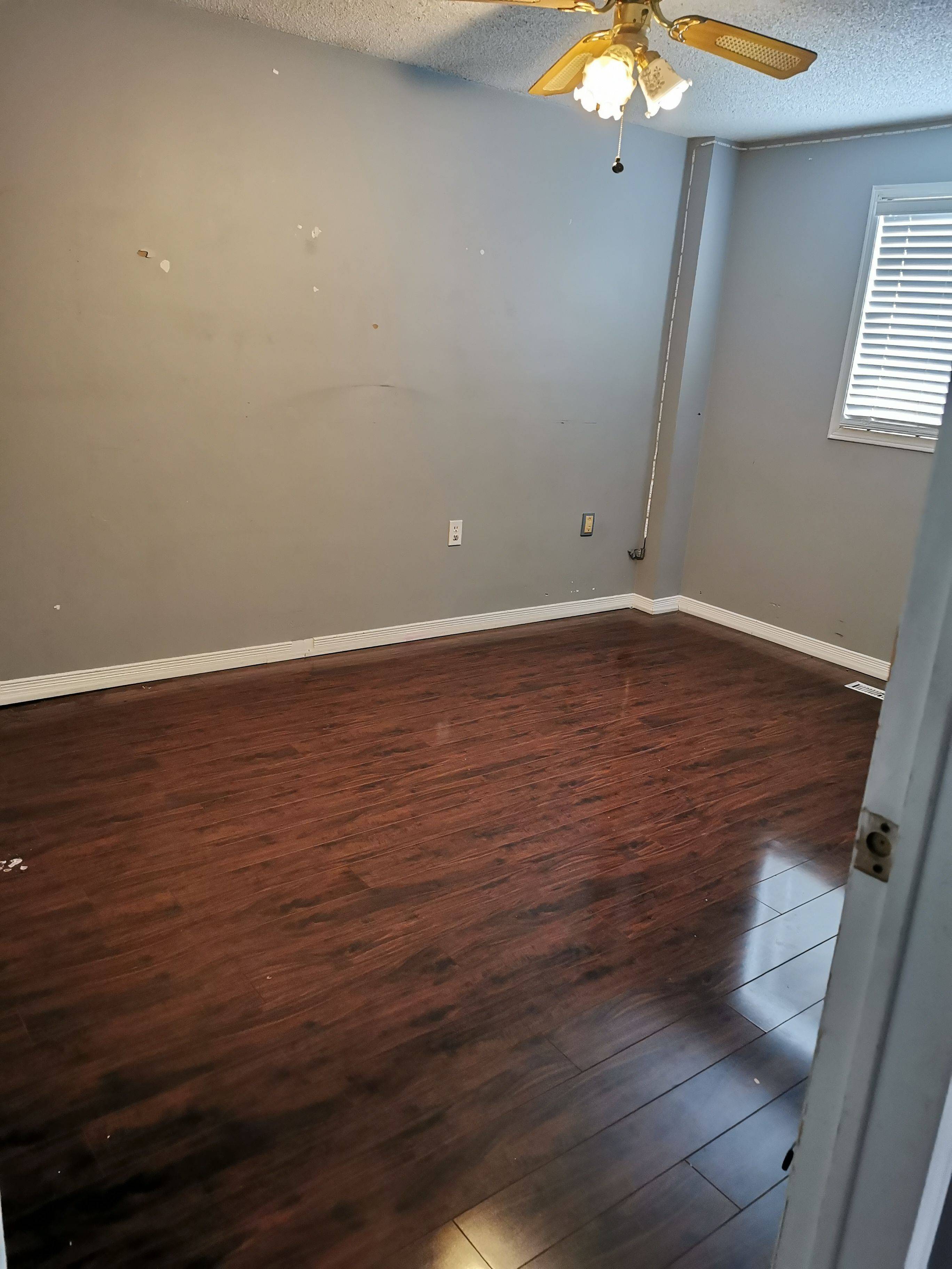 Barrie, ON L4N 7T8,29 Finlay RD