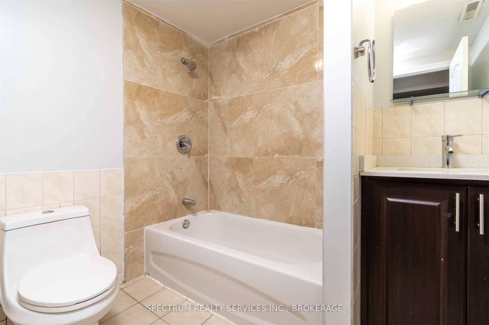 Brampton, ON L6Y 2L7,32 Verity CT #( Basement )