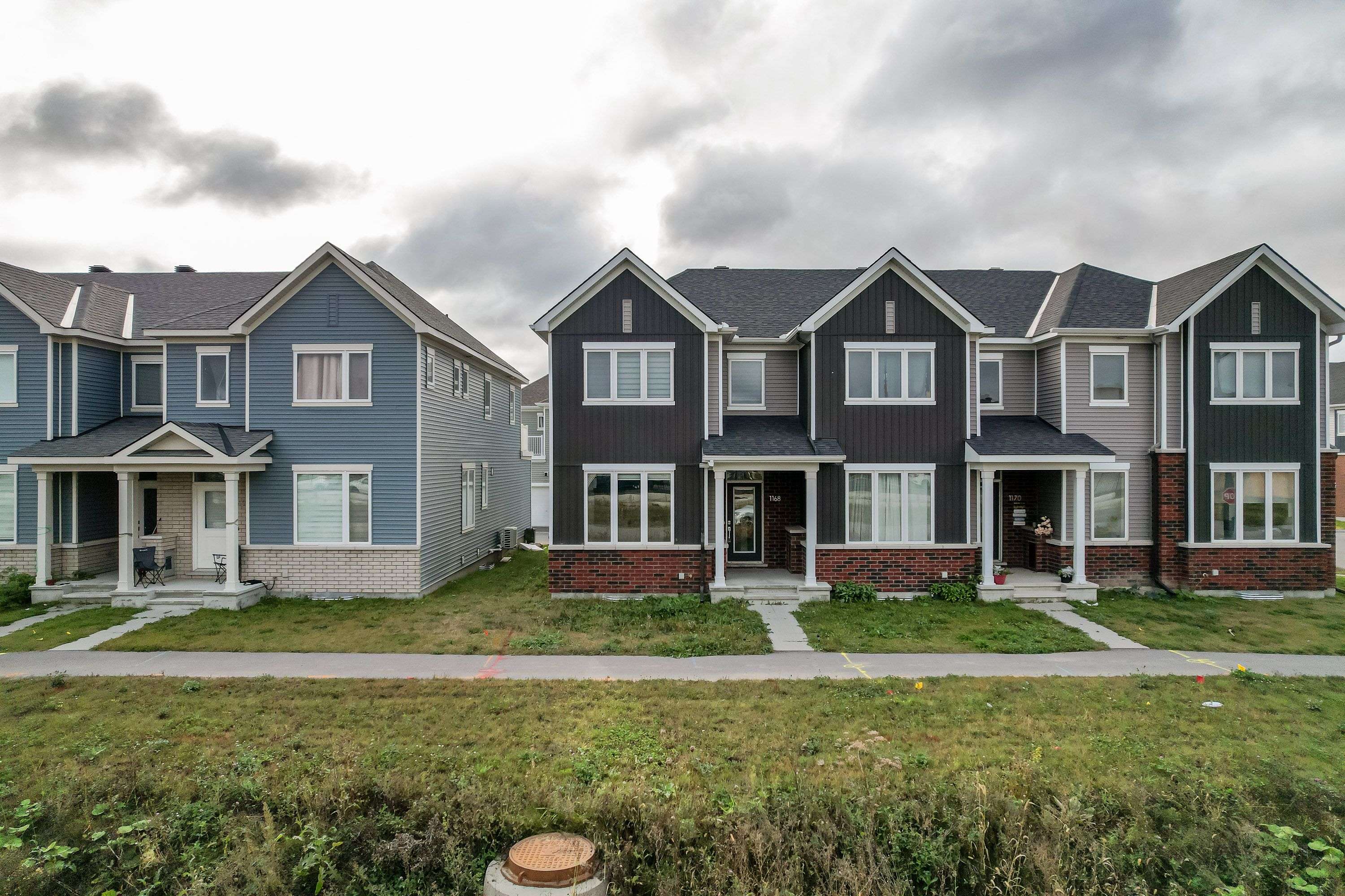 Barrhaven, ON K2J 6T6,1168 Chapman Mills DR