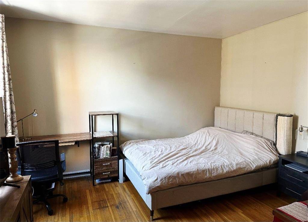 Brooklyn, NY 11223,393 Avenue S #5D