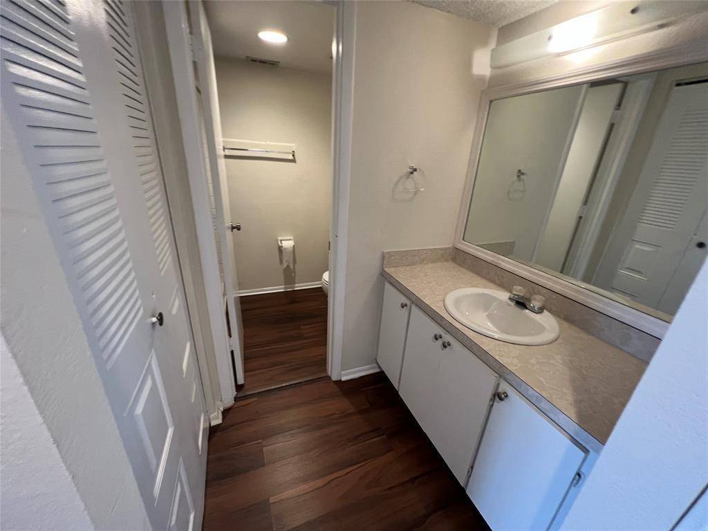 Port St Lucie, FL 34952,1536 SE ROYAL GREEN Circle #G204