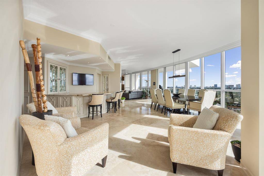 Fort Lauderdale, FL 33301,111 SE 8th Ave #PH-1701