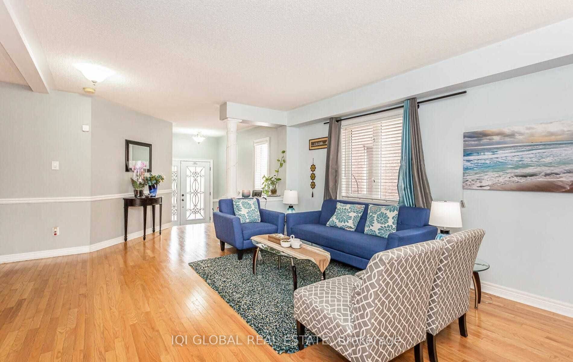 Mississauga, ON L5W 1S7,6678 Nimbus Gate