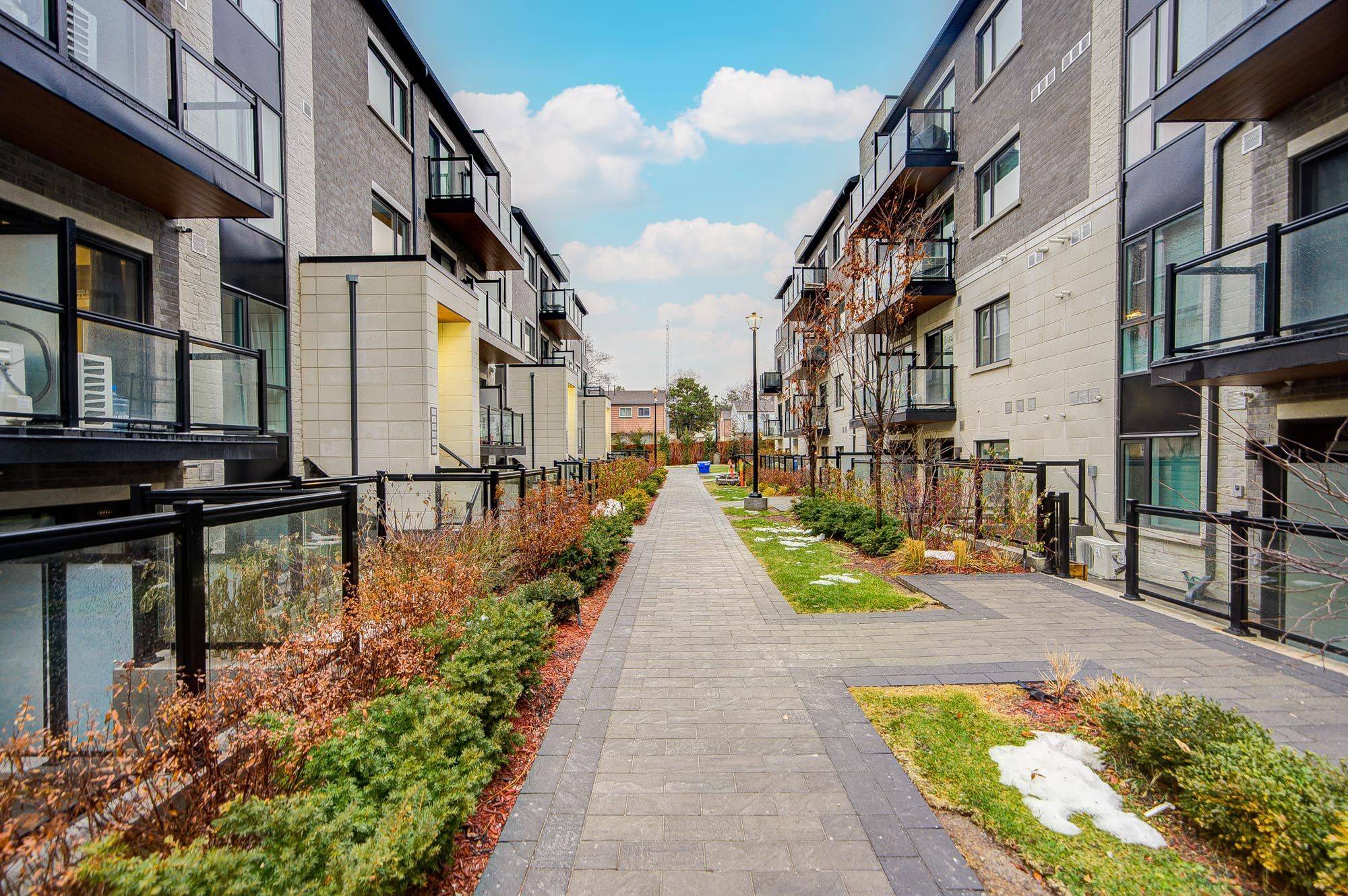 Toronto E05, ON M1W 2N6,50 Morecambe Gate #B315