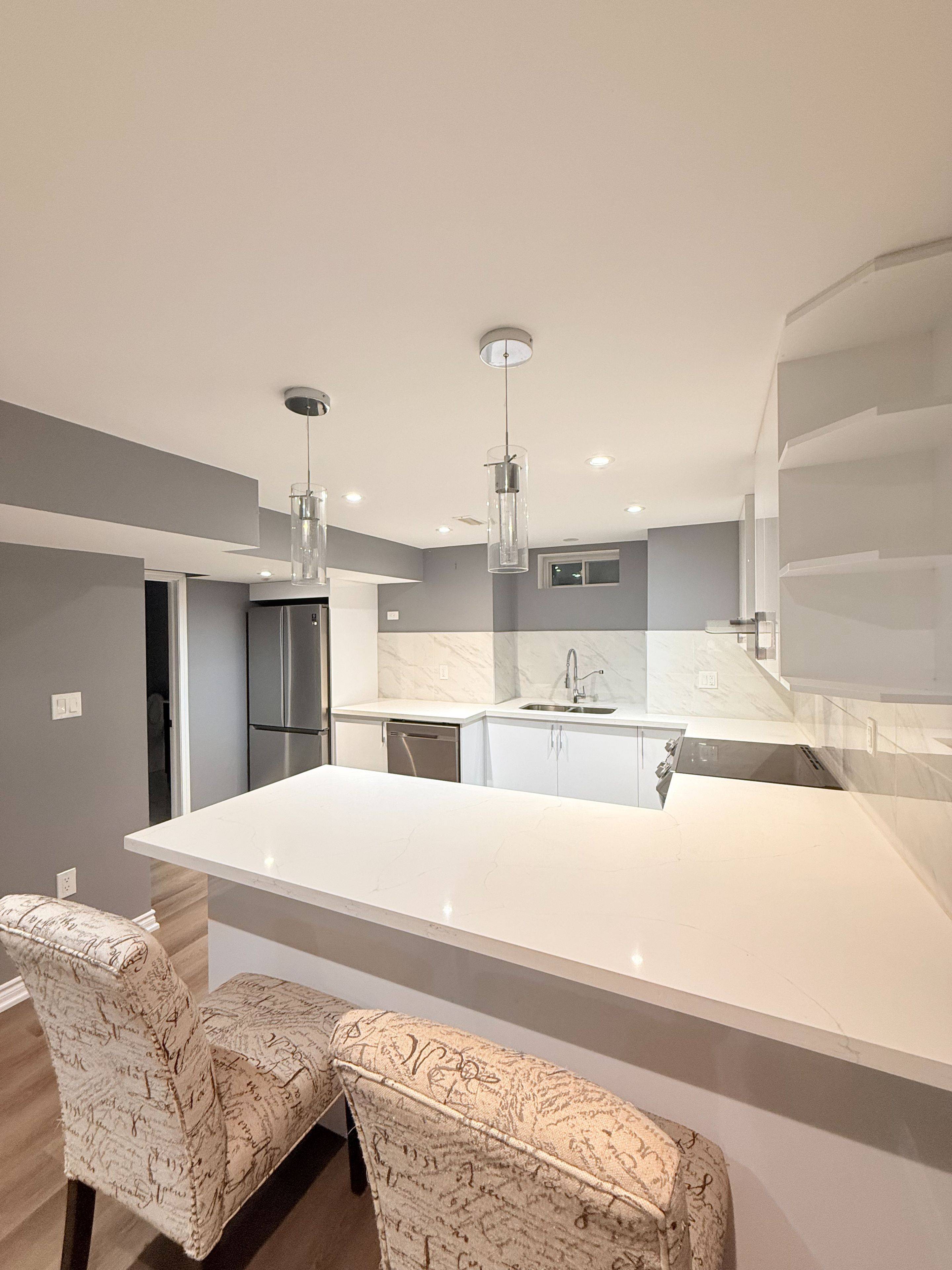 Mississauga, ON L5B 3M6,472 Parkview BLVD #BASEMENT