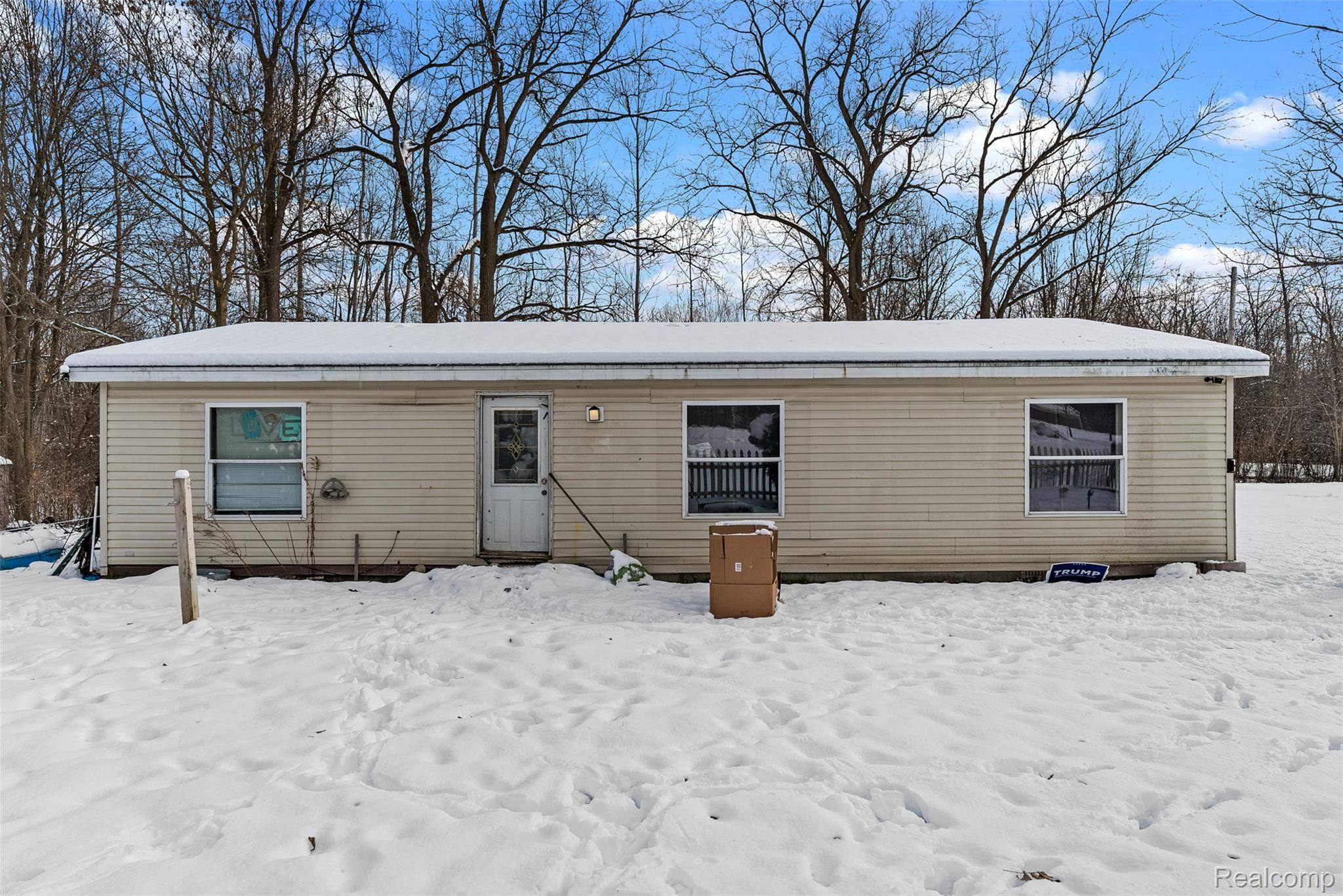 Montrose, MI 48457,9304 McAfee RD