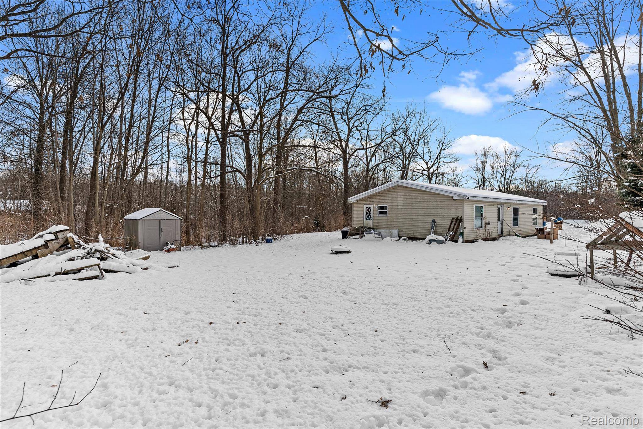 Montrose, MI 48457,9304 McAfee RD