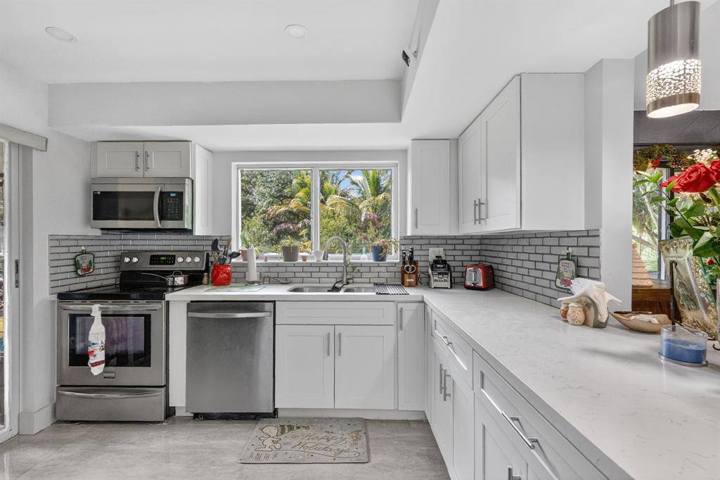 Plantation, FL 33324,209 Wimbledon Lake Dr #209