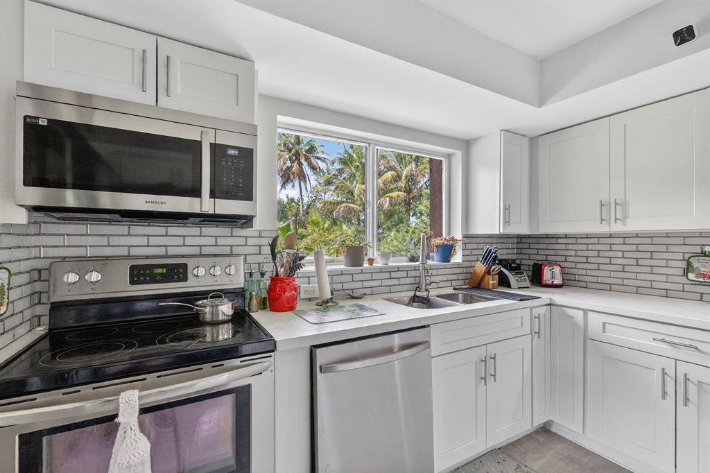 Plantation, FL 33324,209 Wimbledon Lake Dr #209