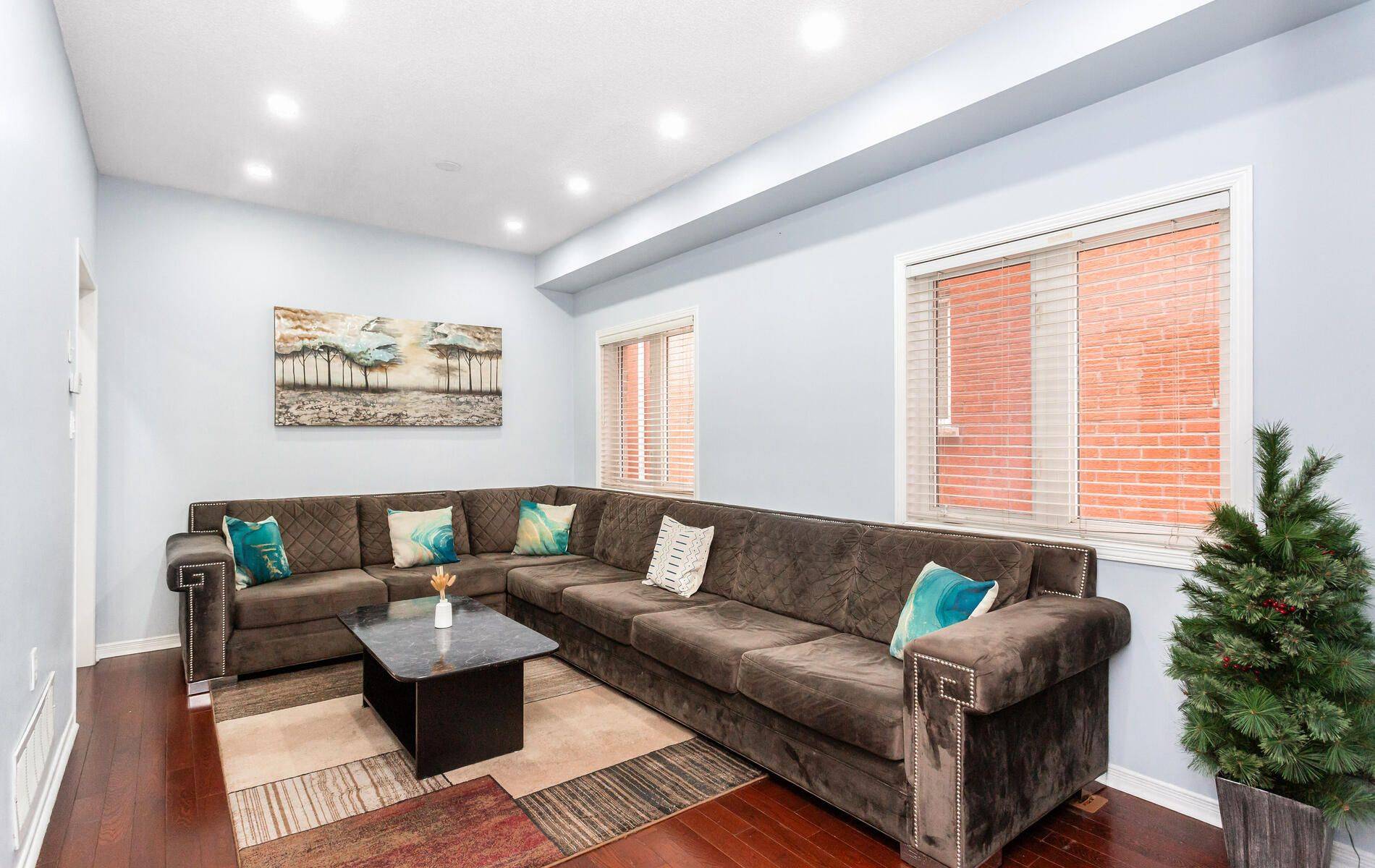 Brampton, ON L6Y 5R3,70 Grover RD