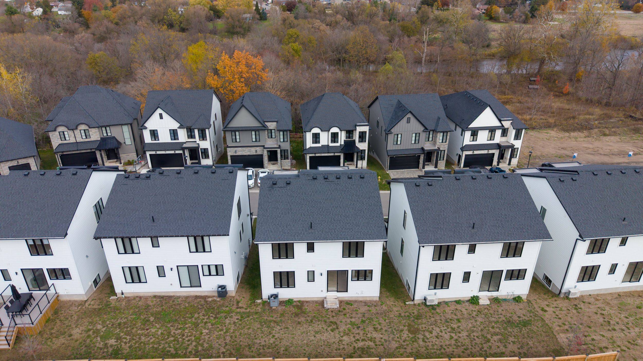 London South, ON N6M 0J2,2835 Sheffield PL #5