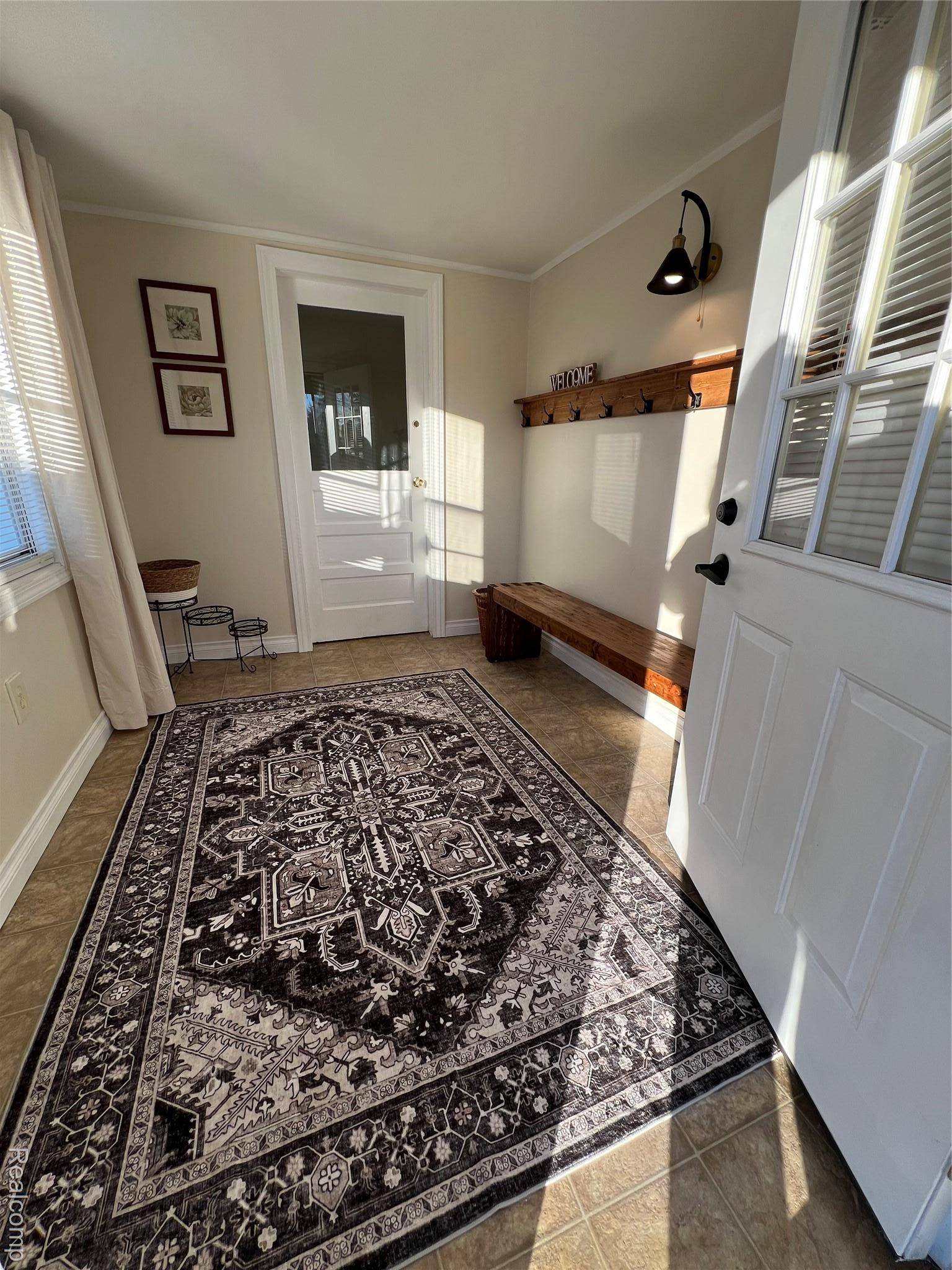 Montrose, MI 48457,165 E State ST