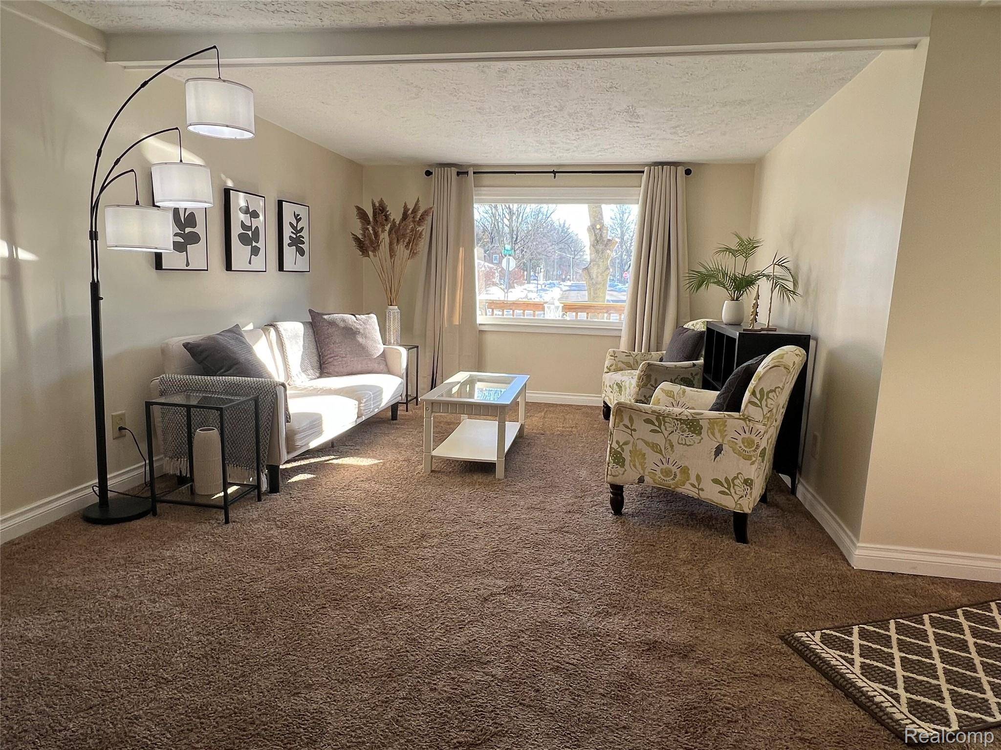 Montrose, MI 48457,165 E State ST