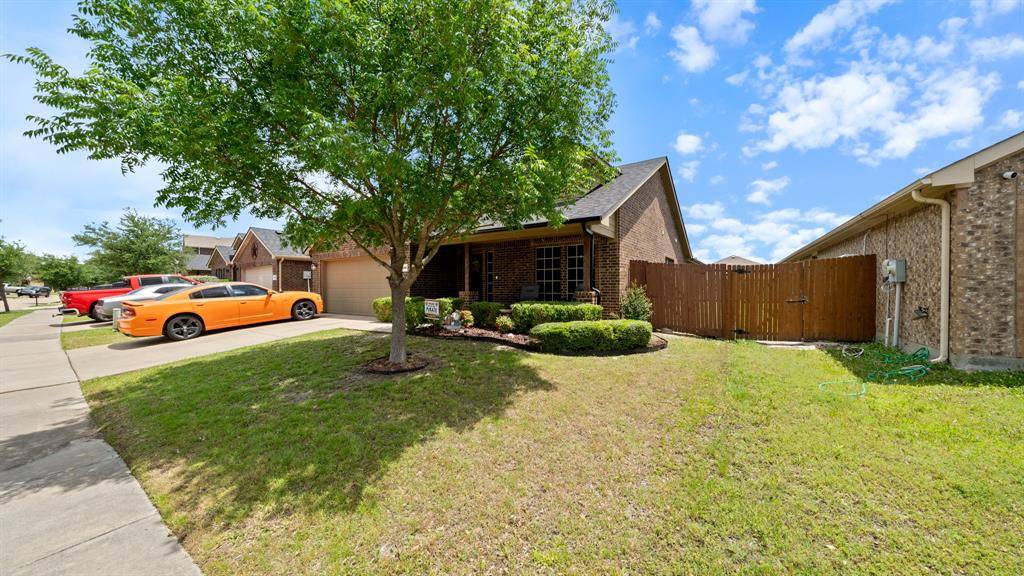 Heartland, TX 75126,2005 Sterling Gate Drive