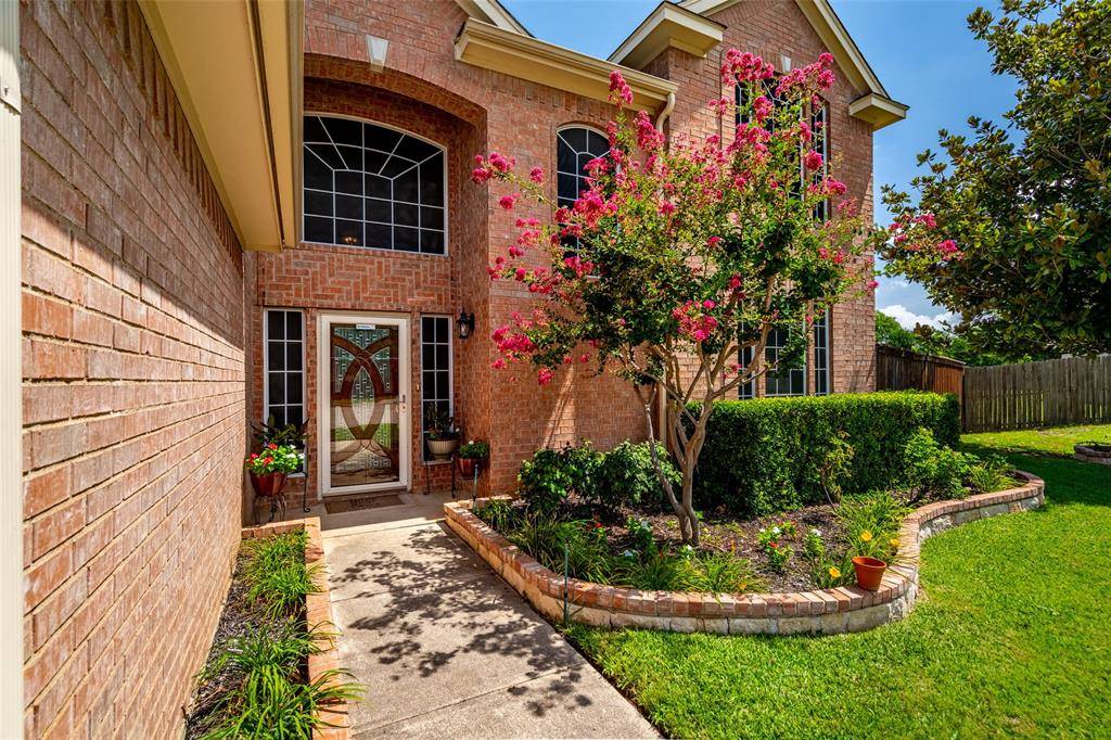 Saginaw, TX 76179,504 Cherry Tree Court