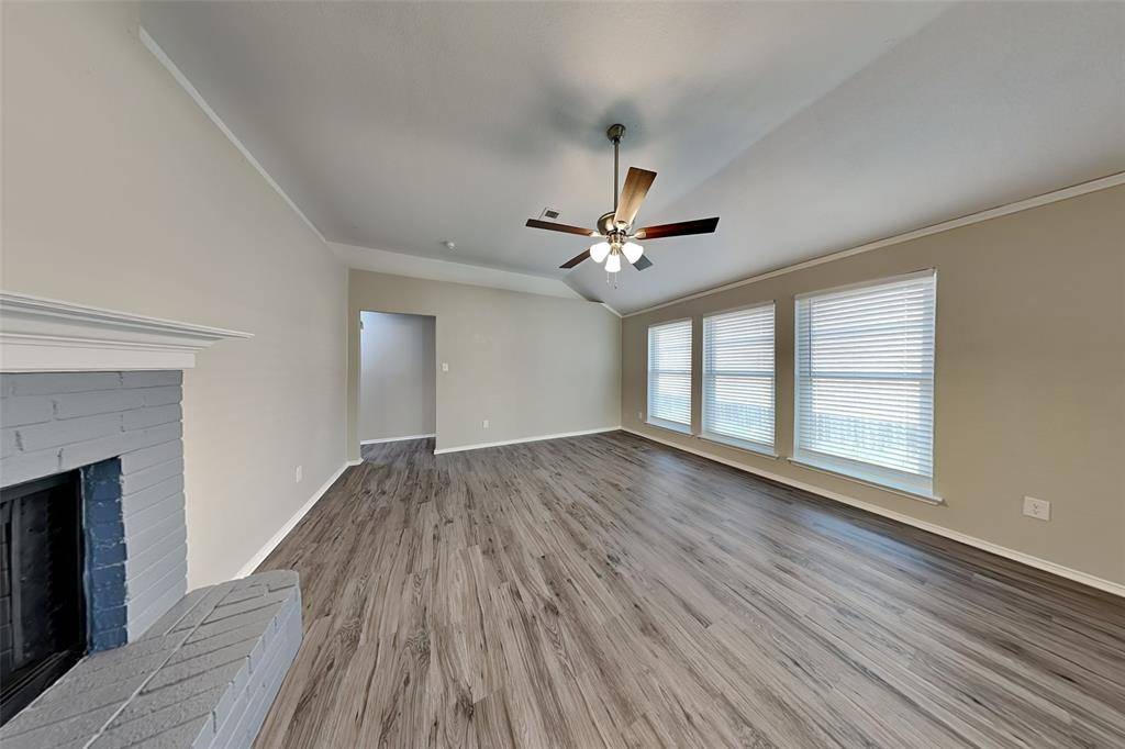 Arlington, TX 76002,7204 Harris Meadows Drive