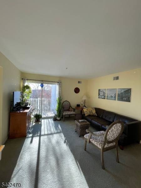 Mount Arlington Boro, NJ 07856,97 Crestview Ln