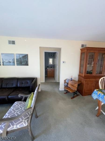 Mount Arlington Boro, NJ 07856,97 Crestview Ln