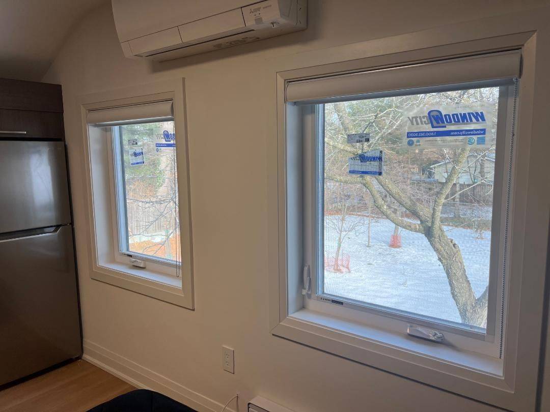 Toronto E10, ON M1C 1C7,61 Gladys RD #unit 3