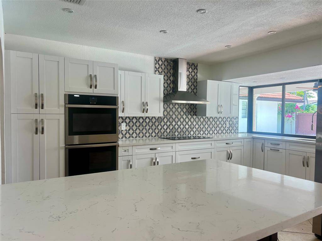 Hollywood, FL 33021,4000 N 37th Ave