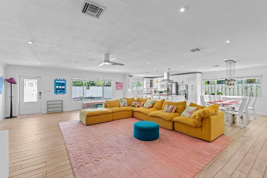 Fort Lauderdale, FL 33334,1510 NE 57th Court