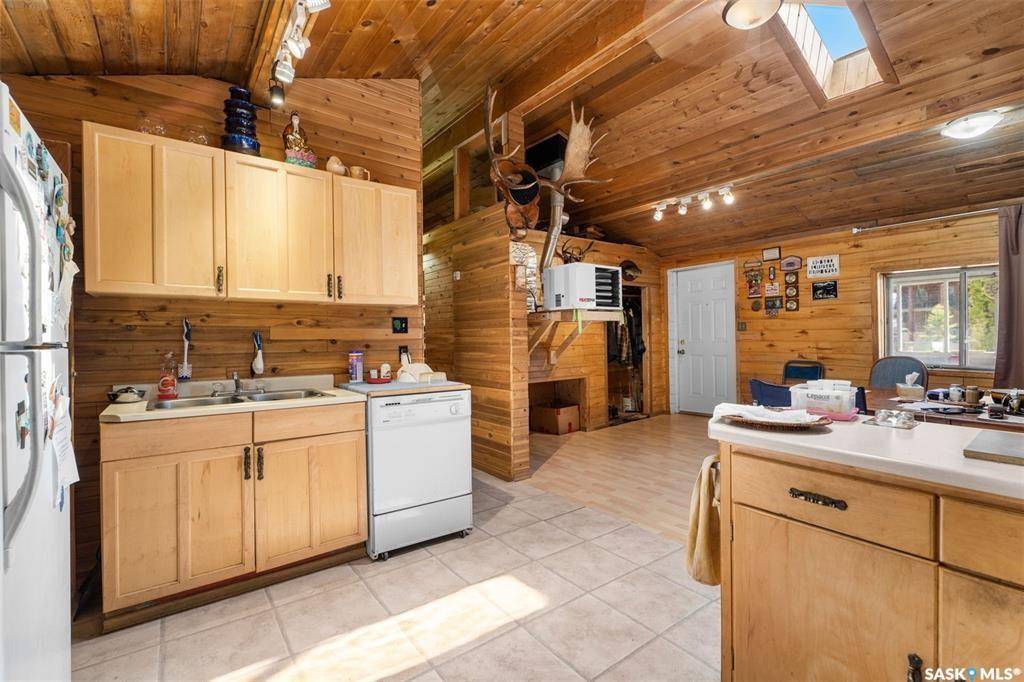 Northern Admin District, SK S0J 1W0,12 Lakeview DRIVE