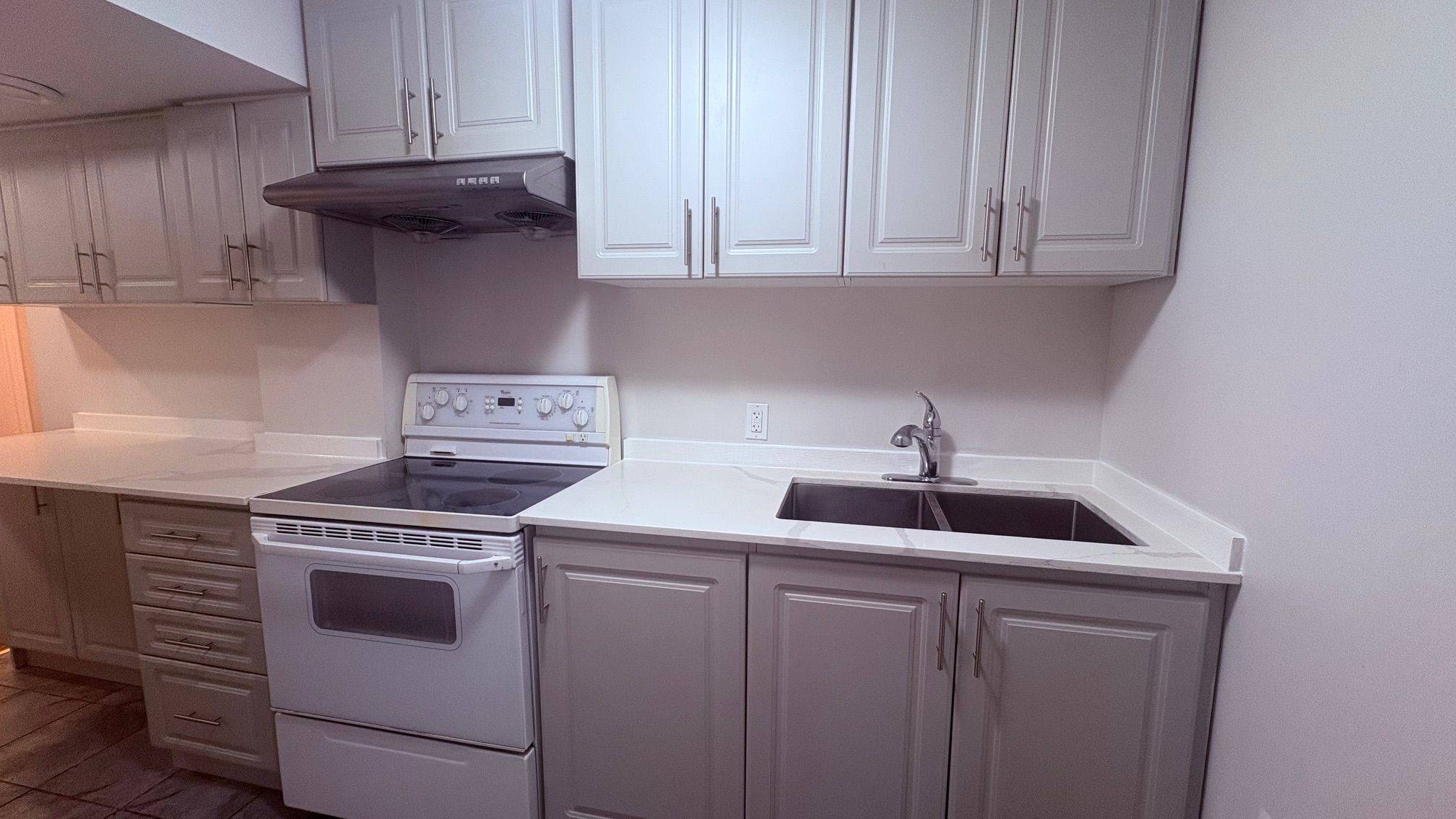 Brampton, ON L6Y 6C9,44 Prairie Creek CRES #Basement