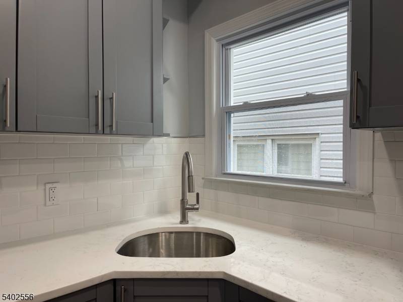 Belleville Twp., NJ 07109,54 Mount Prospect Ave #2