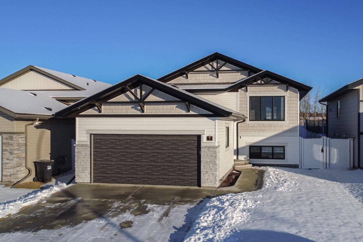 Red Deer, AB T4P 0W7,7 Thayer Close