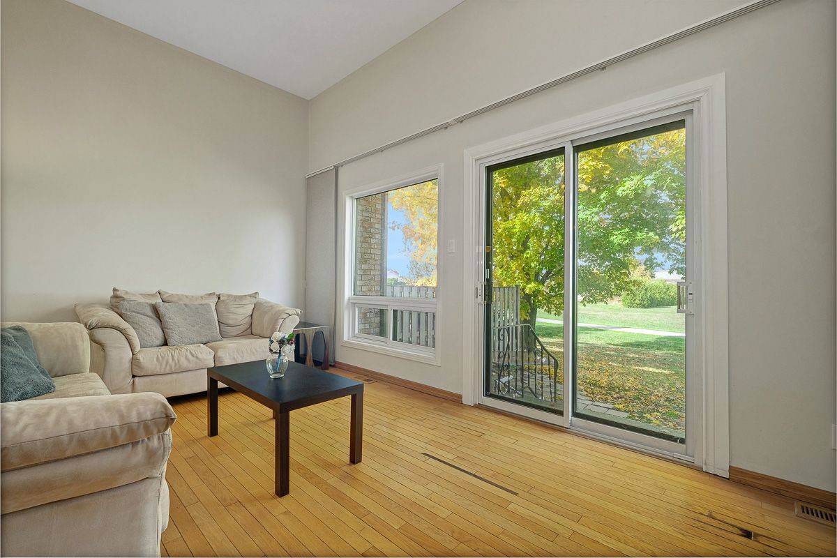 South Of Baseline To Knoxdale, ON K2G 0W2,2 Bertona ST #28