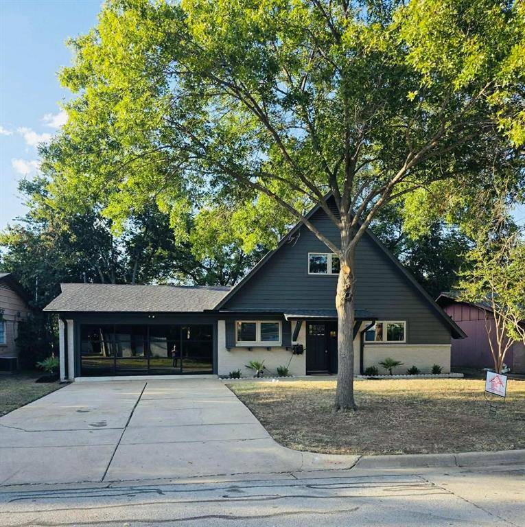 Burleson, TX 76028,324 Lena Lane