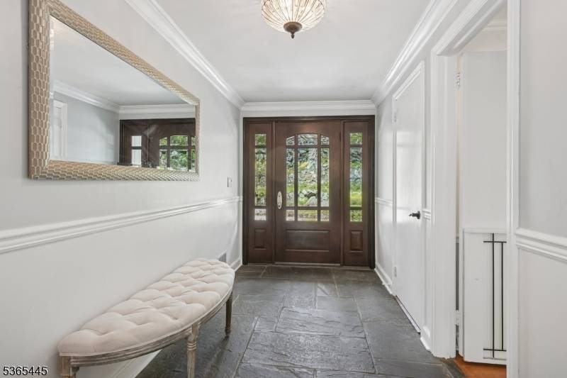 Kinnelon Boro, NJ 07405,8 Hornbeam Ln