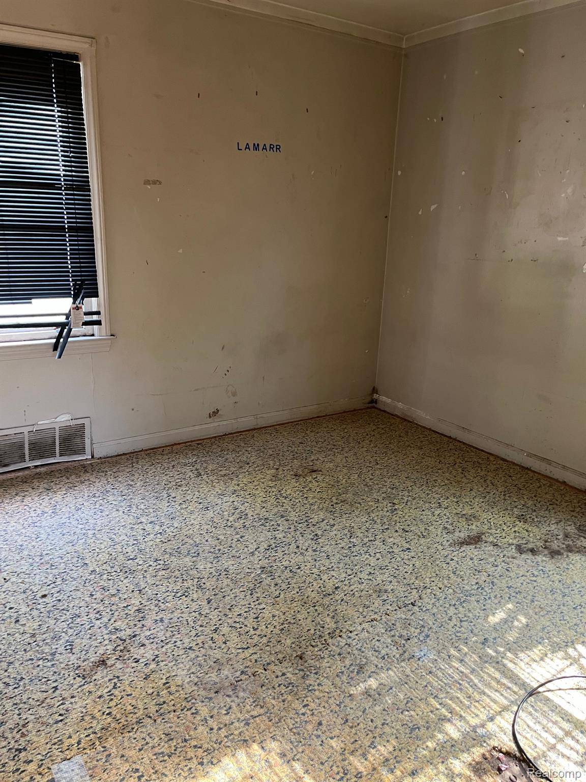 Detroit, MI 48205,20202 WESTPHALIA ST