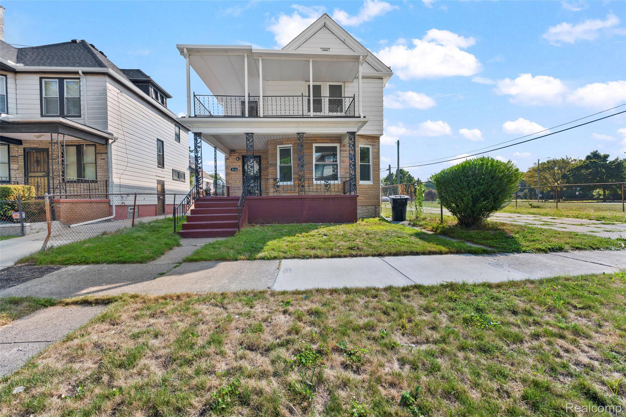 Detroit, MI 48214,3636 Maxwell ST