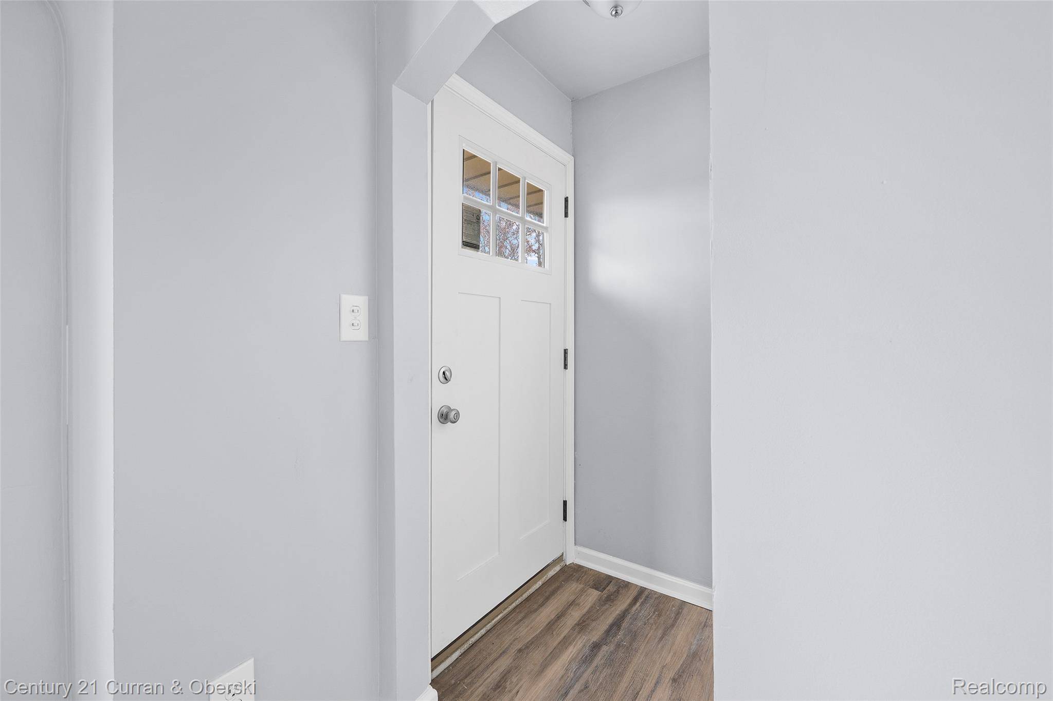 Southgate, MI 48195,14593 Superior ST