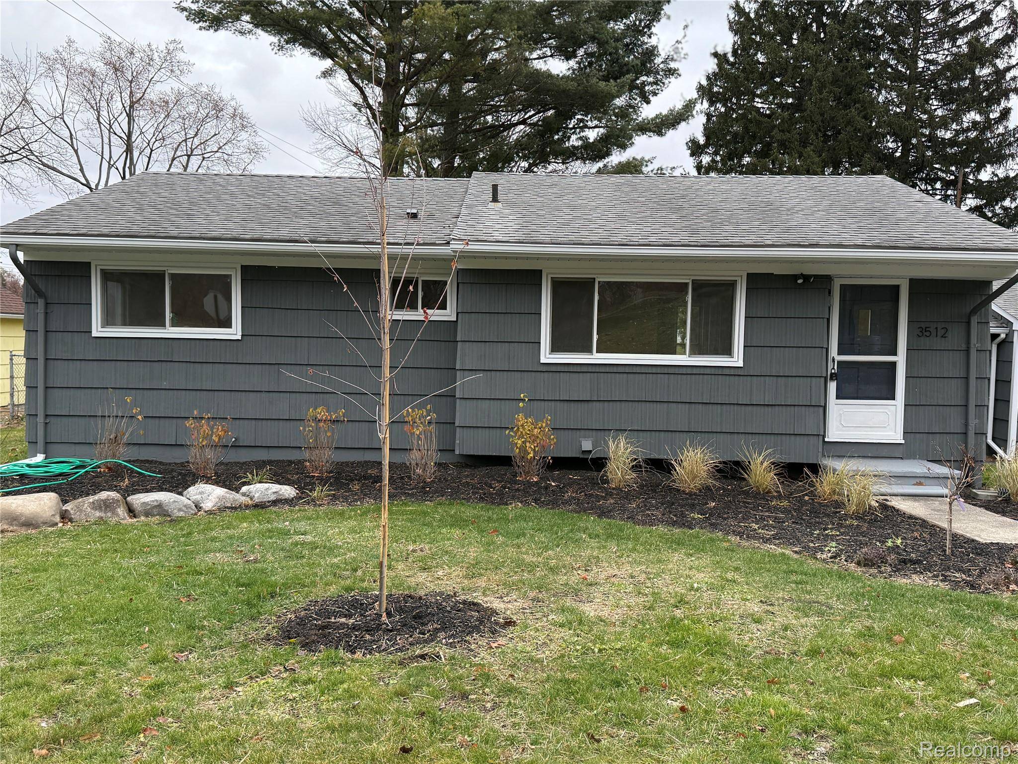 Waterford, MI 48329,3512 Wilkie ST