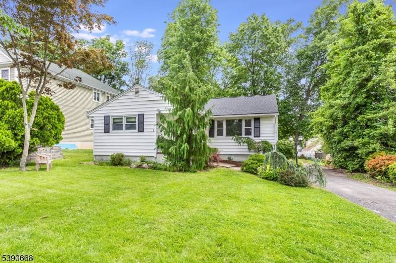 Hanover Twp., NJ 07927,36 S Belair Ave