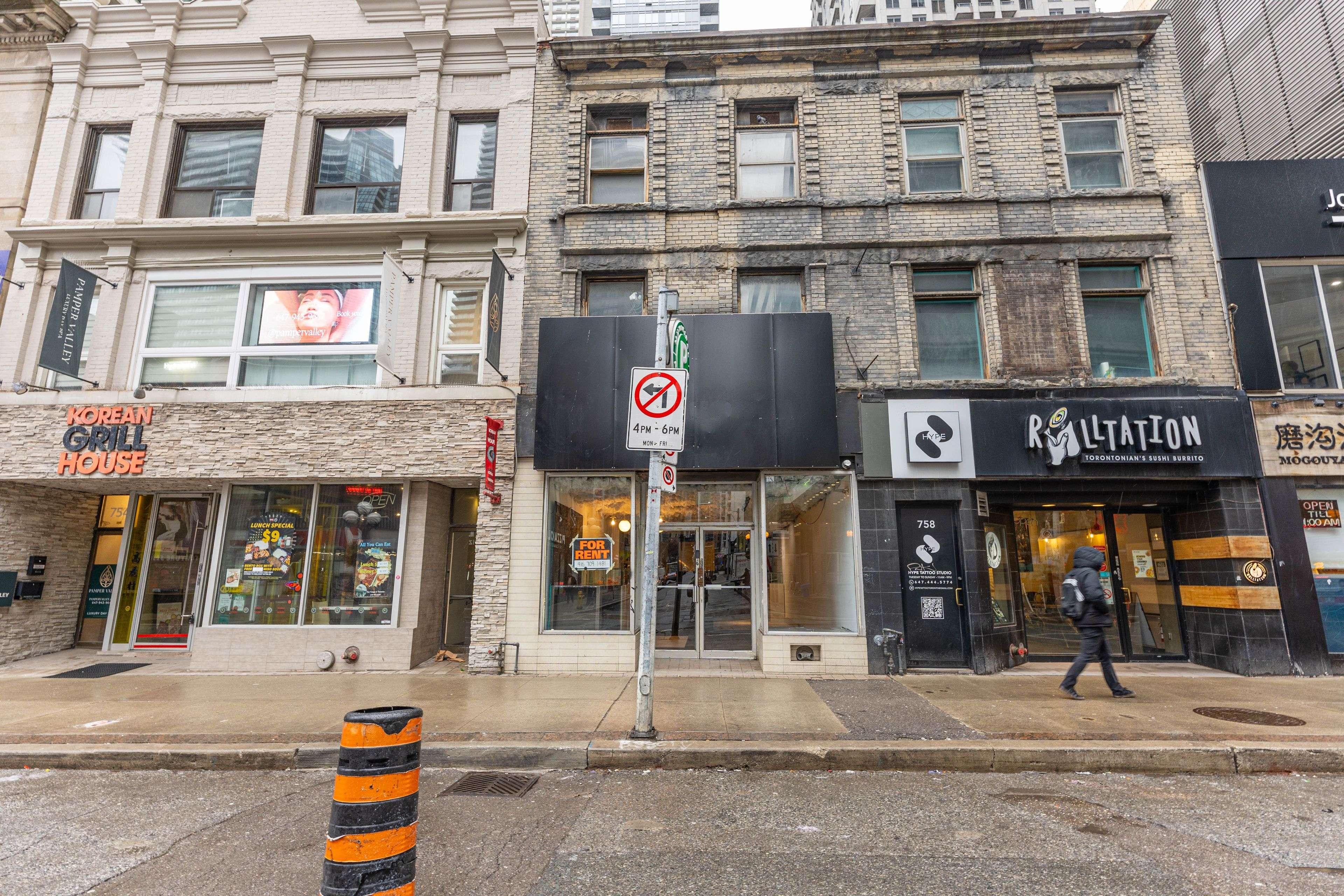 Toronto C08, ON M4Y 2B6,756 Yonge ST #Main Level