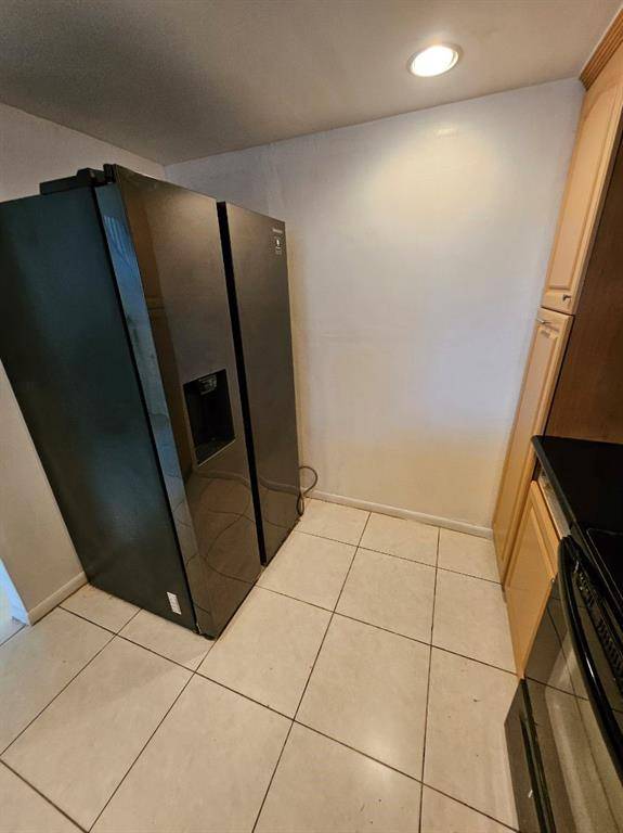 Coral Springs, FL 33065,8401 W Sample Rd #36